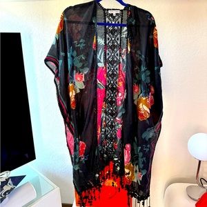 Floral BOHO Lace Kimono Sheer Woven Heart